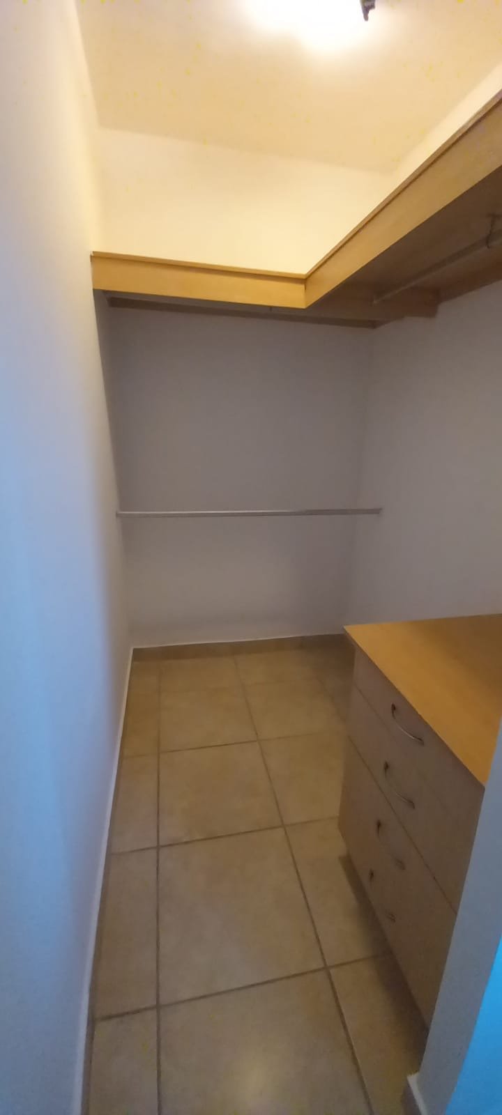 Gallery Item 1